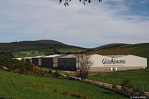 GlenAllachie Distillery von Außen GlenAllachie Distillery von Außen