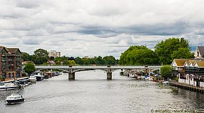 Die 35 Londoner Brücken: Kingston Railway Bridge