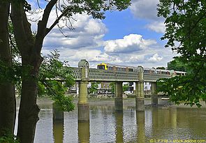 Die 35 Londoner Brücken: Kew Railway Bridge