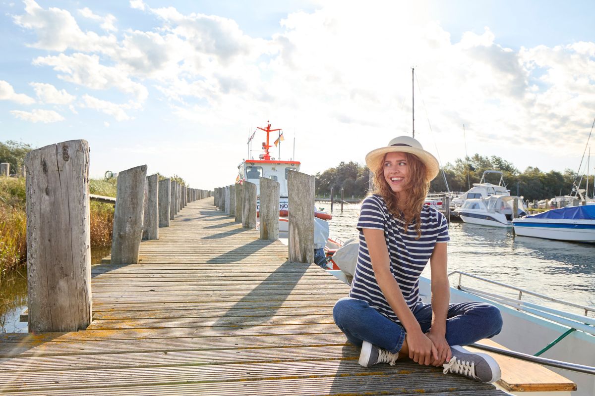 Brit-Chic mit Brise: Warum maritime Mode immer Saison hat